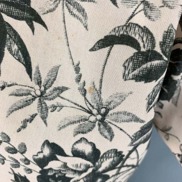 GUCCI Cream Black Floral Cotton Flat Front Dress Pants - Picture 4 of 7
